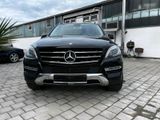 Mercedes-Benz bluetec 350 cdi 4matic - Mercedes-Benz C 350: 4matic
