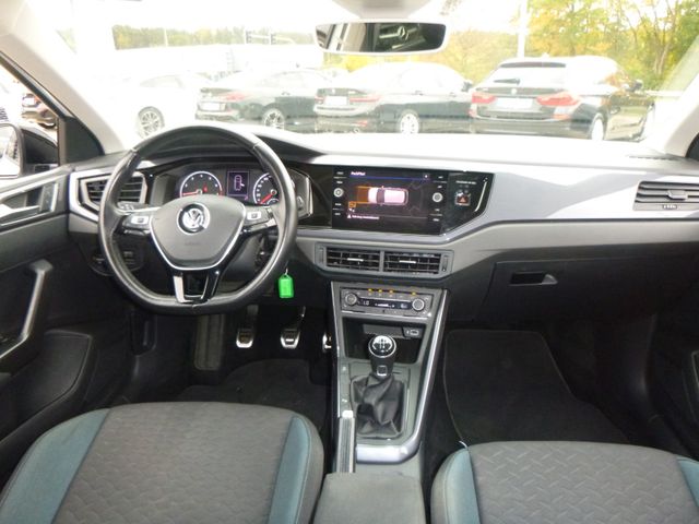 Fahrzeugabbildung Volkswagen Polo VI IQ.DRIVE >Navi/Sitzheiz/Einparkhilfe/ACC