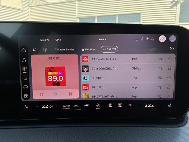 Q3 SUV 1.5 TFSI S-TRONIC S-LINE LED+ACC+CAM+NAVI