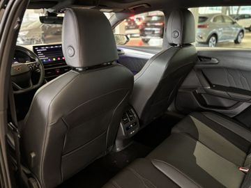 Fotografie des Cupra Leon Sportstourer 1.5 eTSI DSG