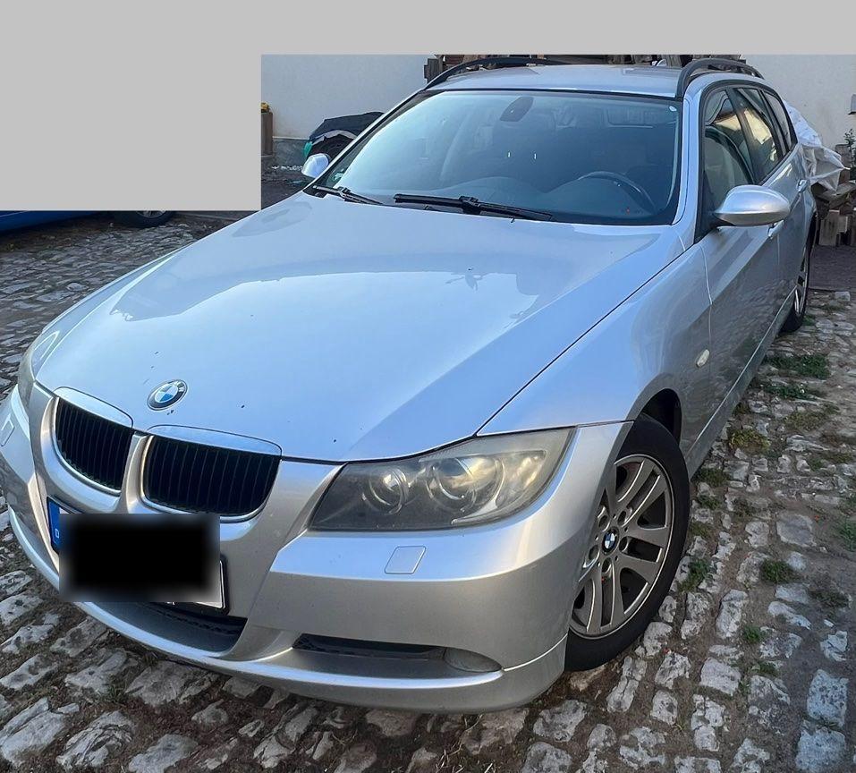BMW 320