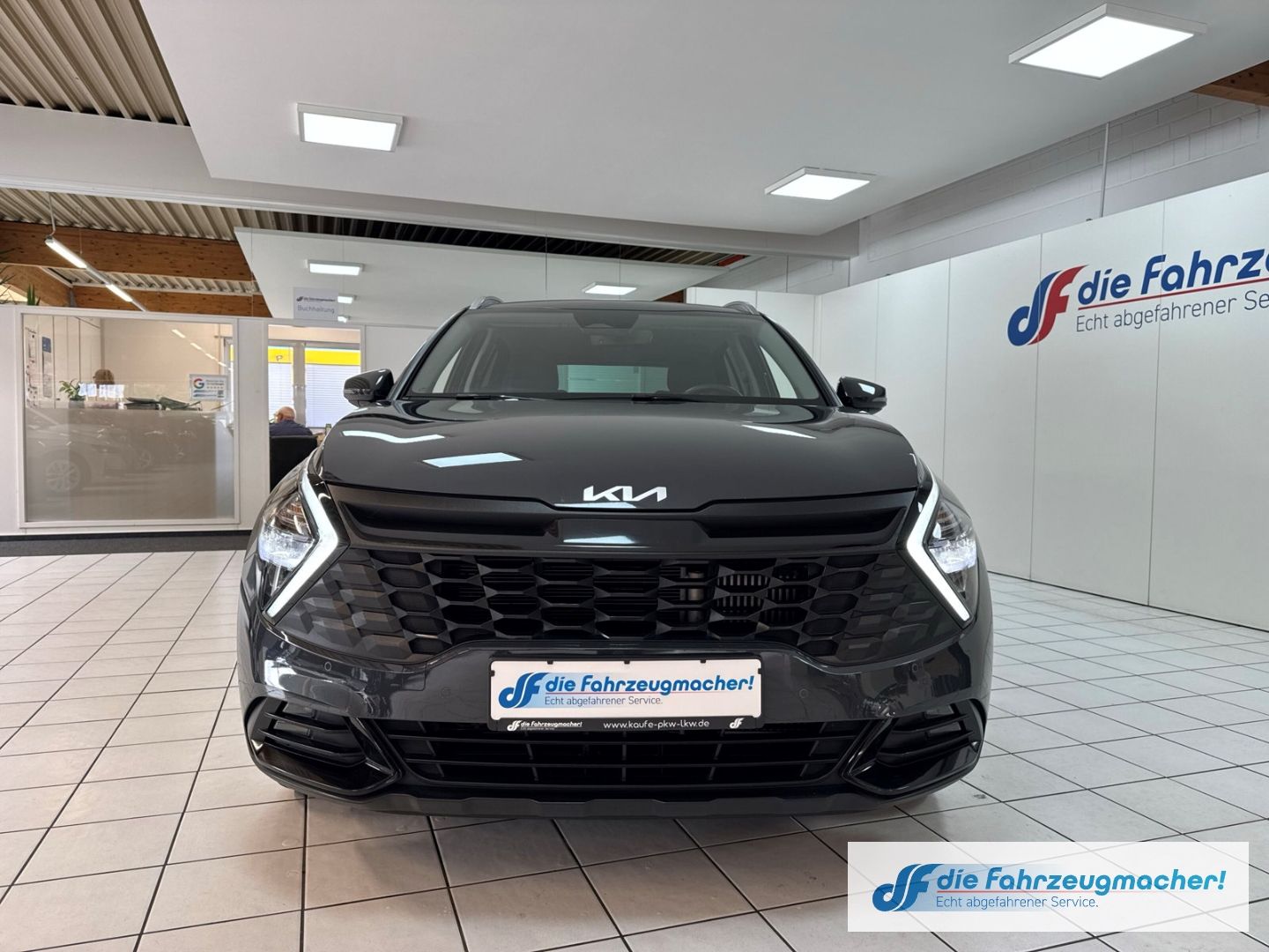 Fahrzeugabbildung Kia Sportage Spirit Navi Digitales Cockpit LED Apple