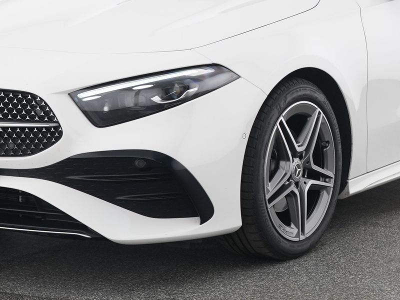 Fahrzeugabbildung Mercedes-Benz A 200 AMG*Pano*HUD*360°*MultiBeam*Memory*Totwin*