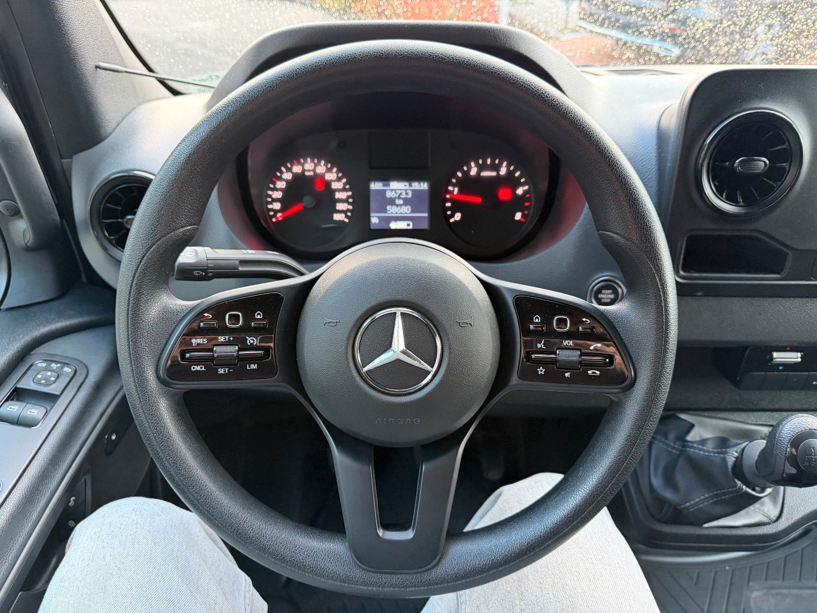 Fahrzeugabbildung Mercedes-Benz Sprinter 317 CDI 3665 Klima 360 SHZ MBUX