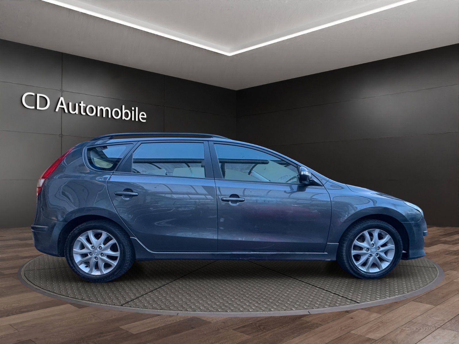 Fahrzeugabbildung Hyundai i30 CW 1.6 CRDi 66 kW Edition20