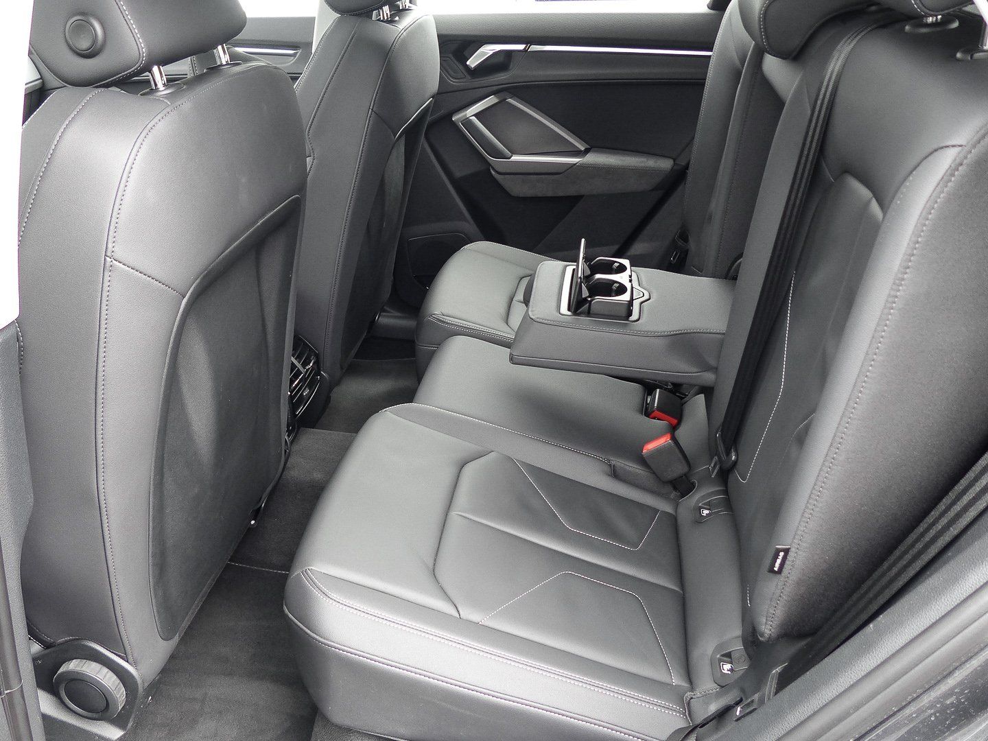 Audi Q3 Sportback 45 TFSI e S tronic S line Pano Sono foto 19