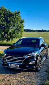 Hyundai TUCSON 2.0 CRDi Auto Premium 4WD Premium - Hyundai TUCSON von privat