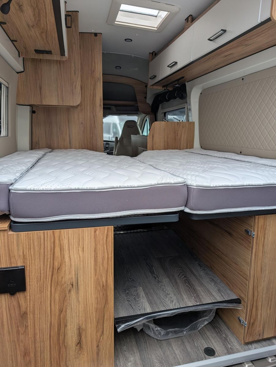 Fahrzeugabbildung Karmann Dexter 4x4 DE 570 AW Klima, RückfahrCAM, AHK