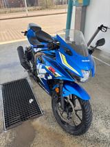 Suzuki Gsxr 125 - SUZUKI VON 81 BIS 125 CCM