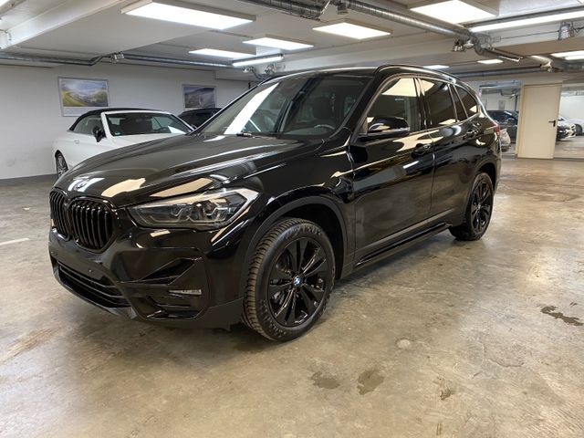 BMW X1 sDrive 18 d Sport Line Autom. Kamera - TOP !