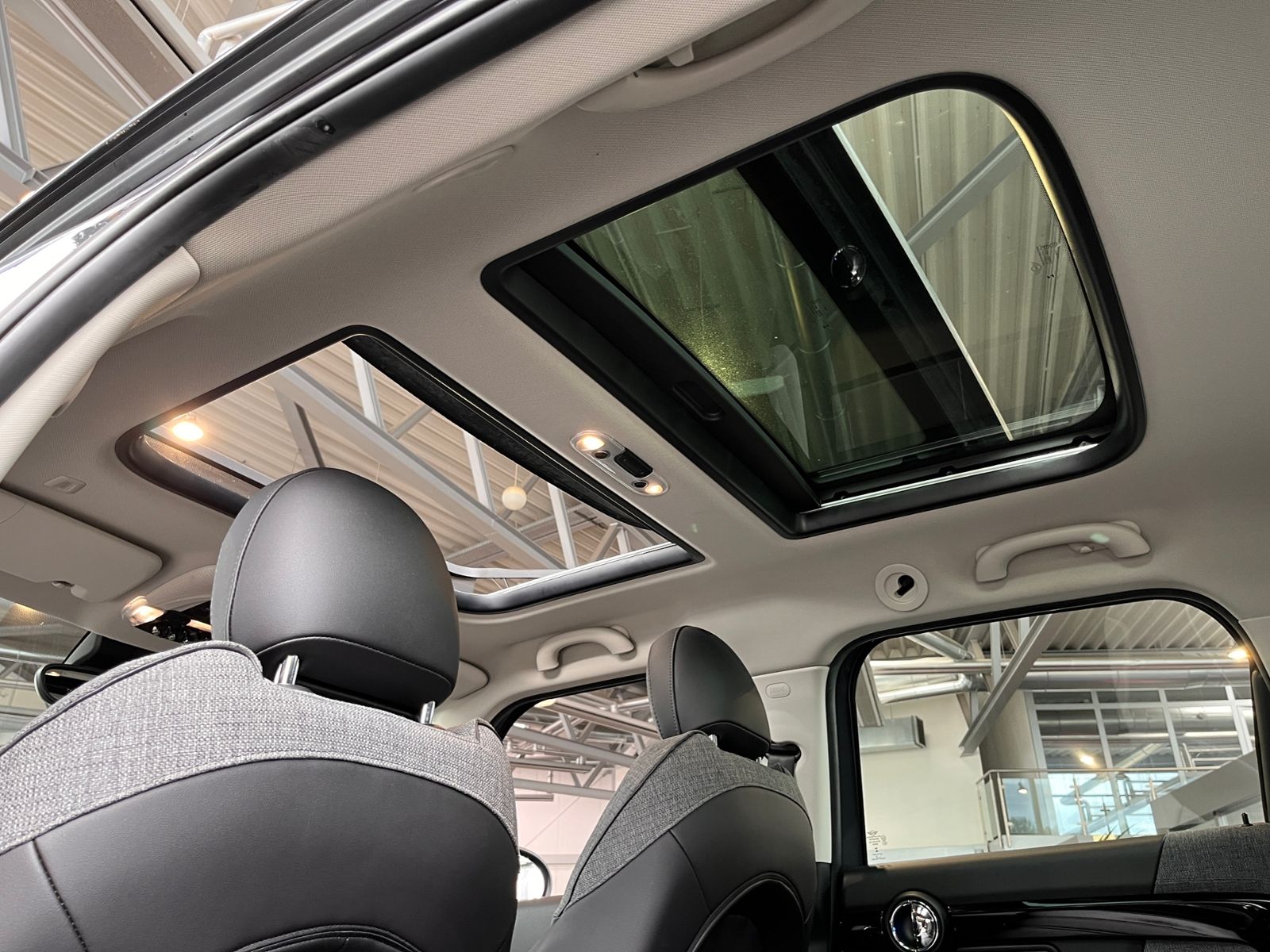 Fahrzeugabbildung MINI Countryman Cooper S LED NAVI ALU