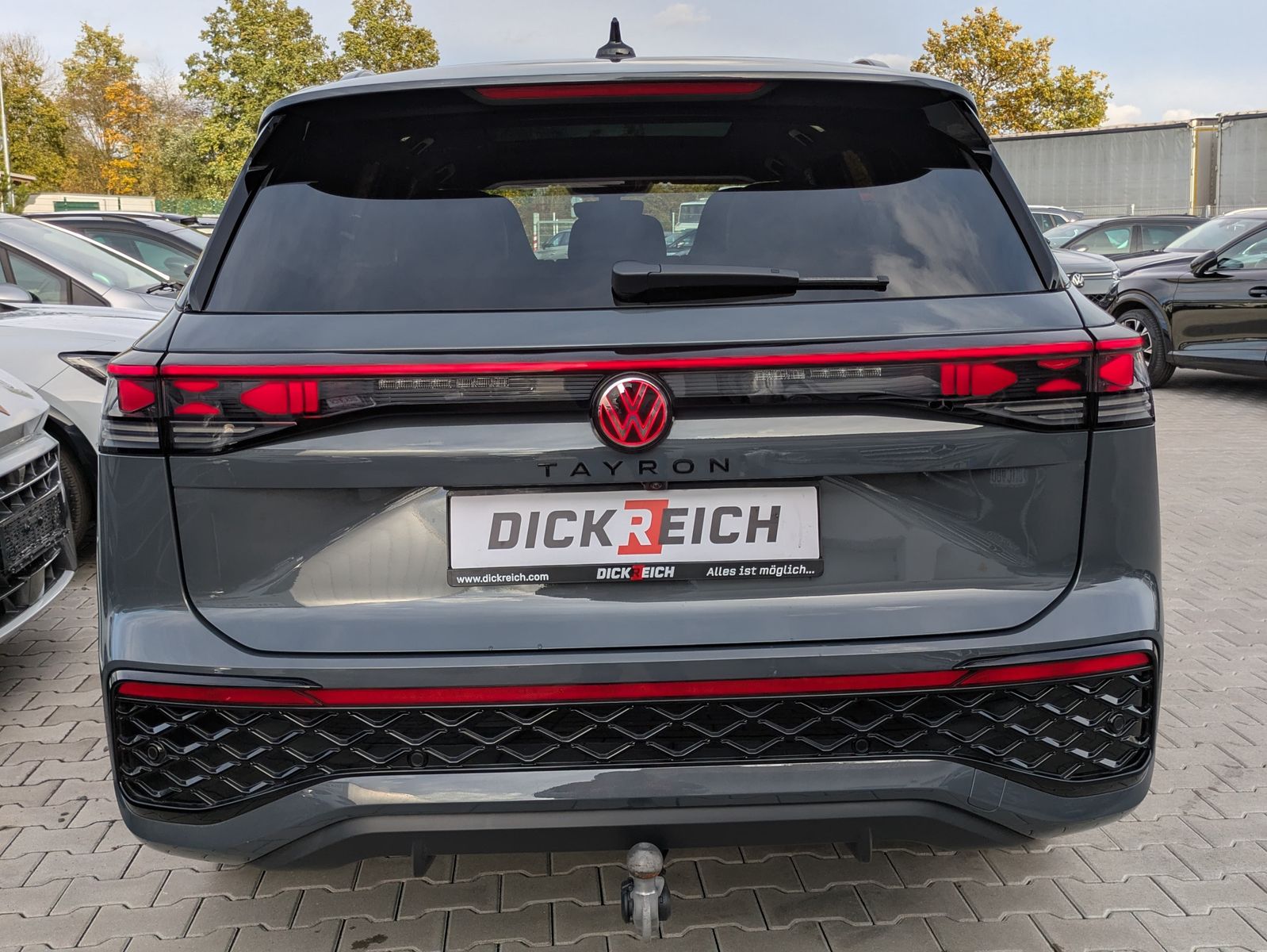 Fahrzeugabbildung Volkswagen Tayron 2.0 TDI 4M R-Line 7Si*MATRIX*AHK*PANO*HUD