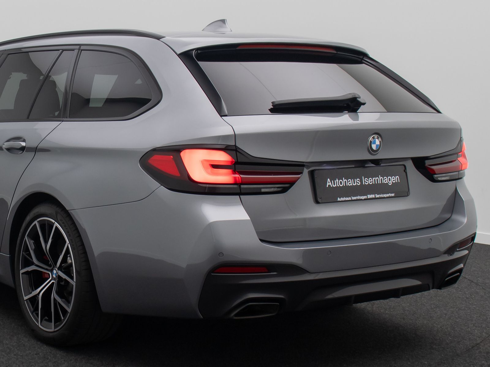 Fahrzeugabbildung BMW 540d xD M Sport Pro Kamera Laser HUD DAB H/K 19"