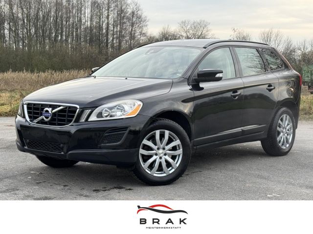 Volvo XC60 Kinetic 2WD 1 Hand SHZ*Kamera*AHK*Leder*PDC