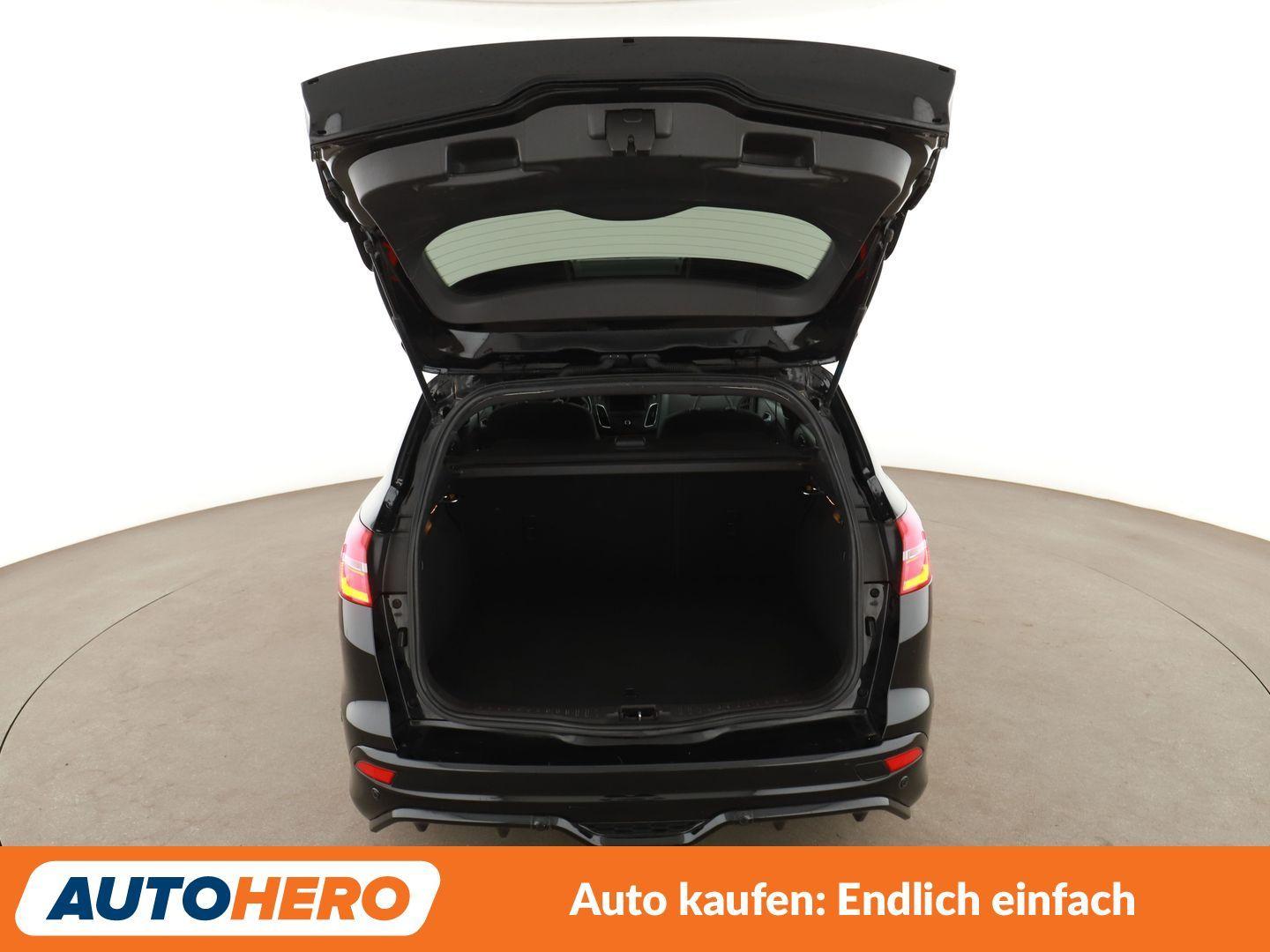 Ford Focus 1.0 EcoBoost ST-Line Aut*NAVI*TEMPO*CAM*