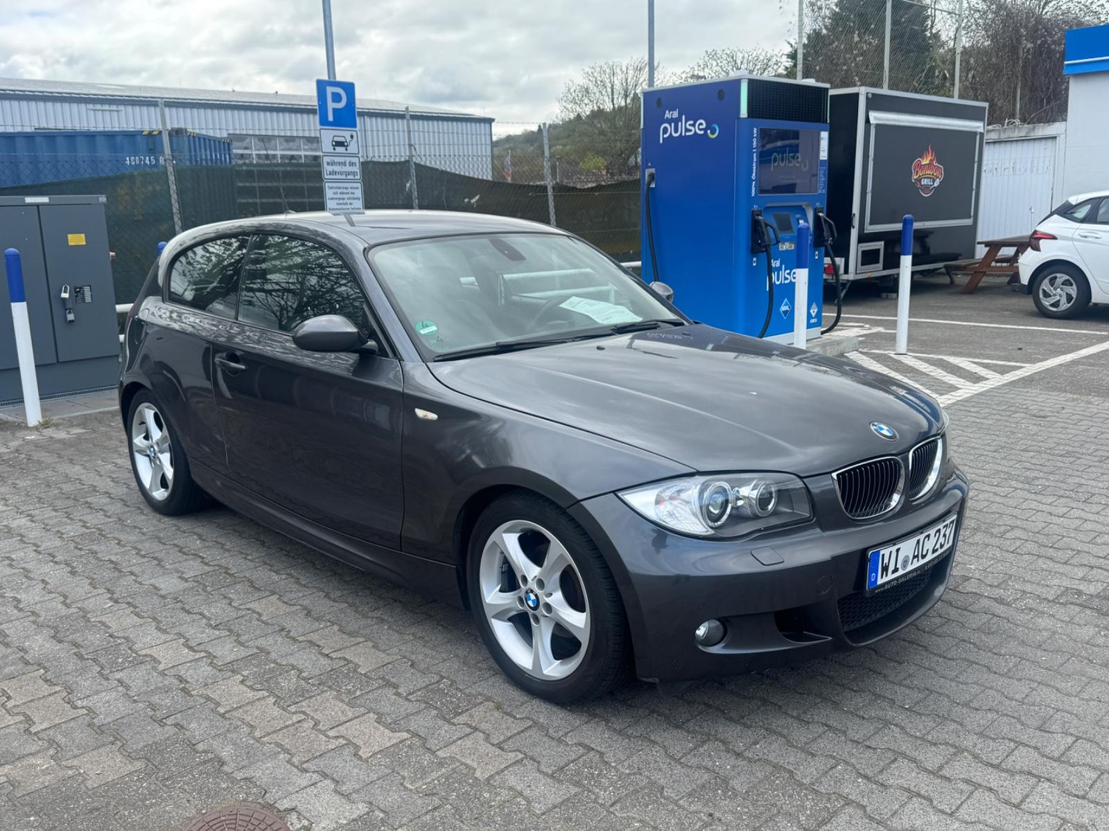 BMW 116i-M-Paket+Klima+XENON+SERVICE NEU!