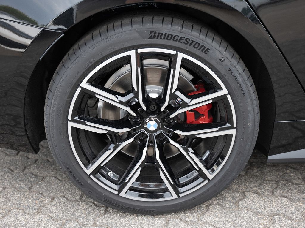 BMW i4 - Bild 11