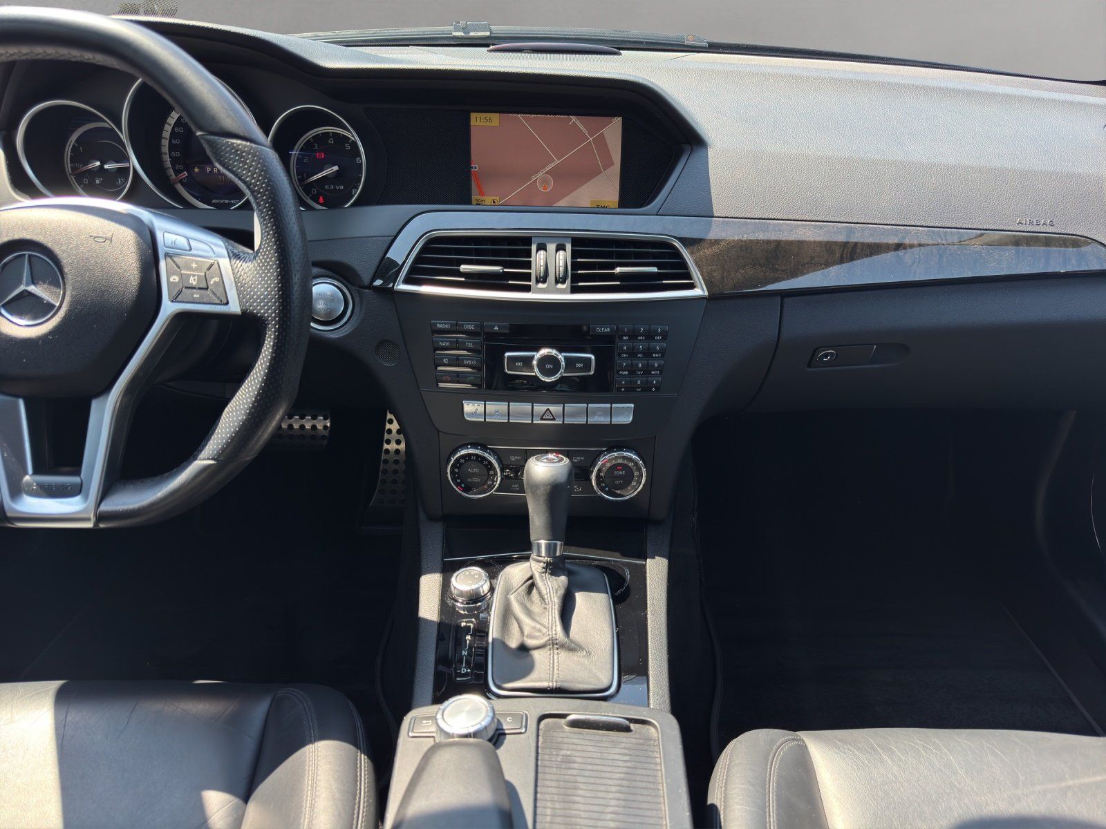 Fahrzeugabbildung Mercedes-Benz C 63 AMG 7G-MCT/HARMAN-KARDON/COMAND/