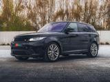 Land Rover Range Rover Sport SVR / Santorini Black / Carbon - Land Rover Range Rover Sport SV-CARBON mit Benzin-Antrieb