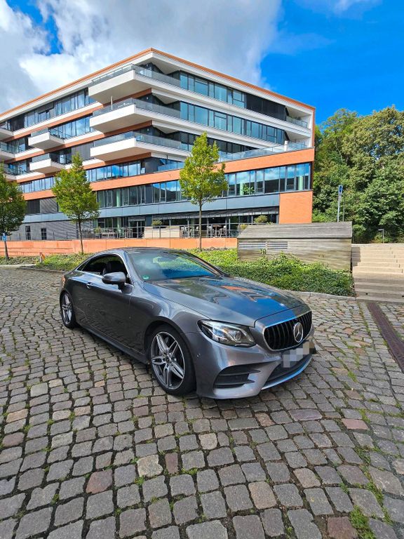Image of Mercedes-Benz E 400