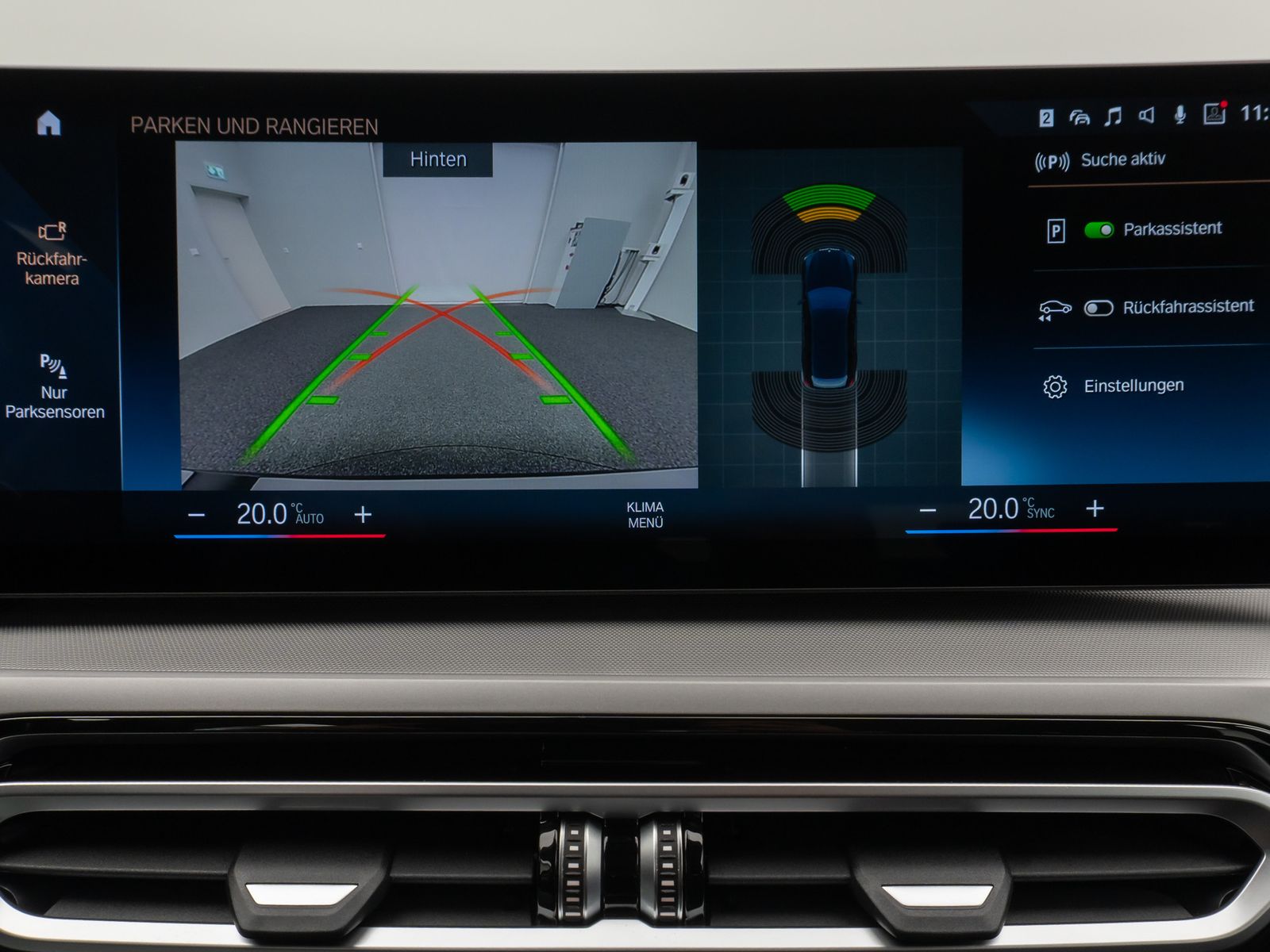 Fahrzeugabbildung BMW 320d Kamera DAB HiFi Leder Komfort Sport LED