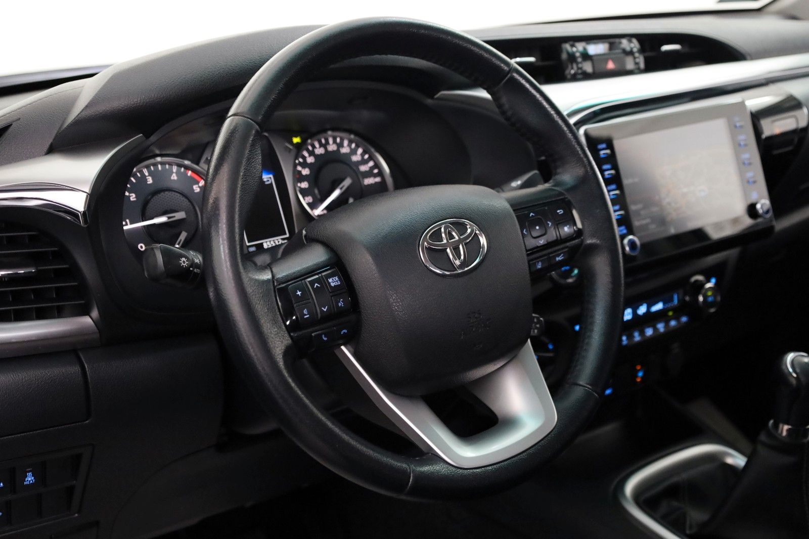 Fahrzeugabbildung Toyota Hilux 2.8 Executive 4x4,LED,Navi,Rollo,Kamer,AHK