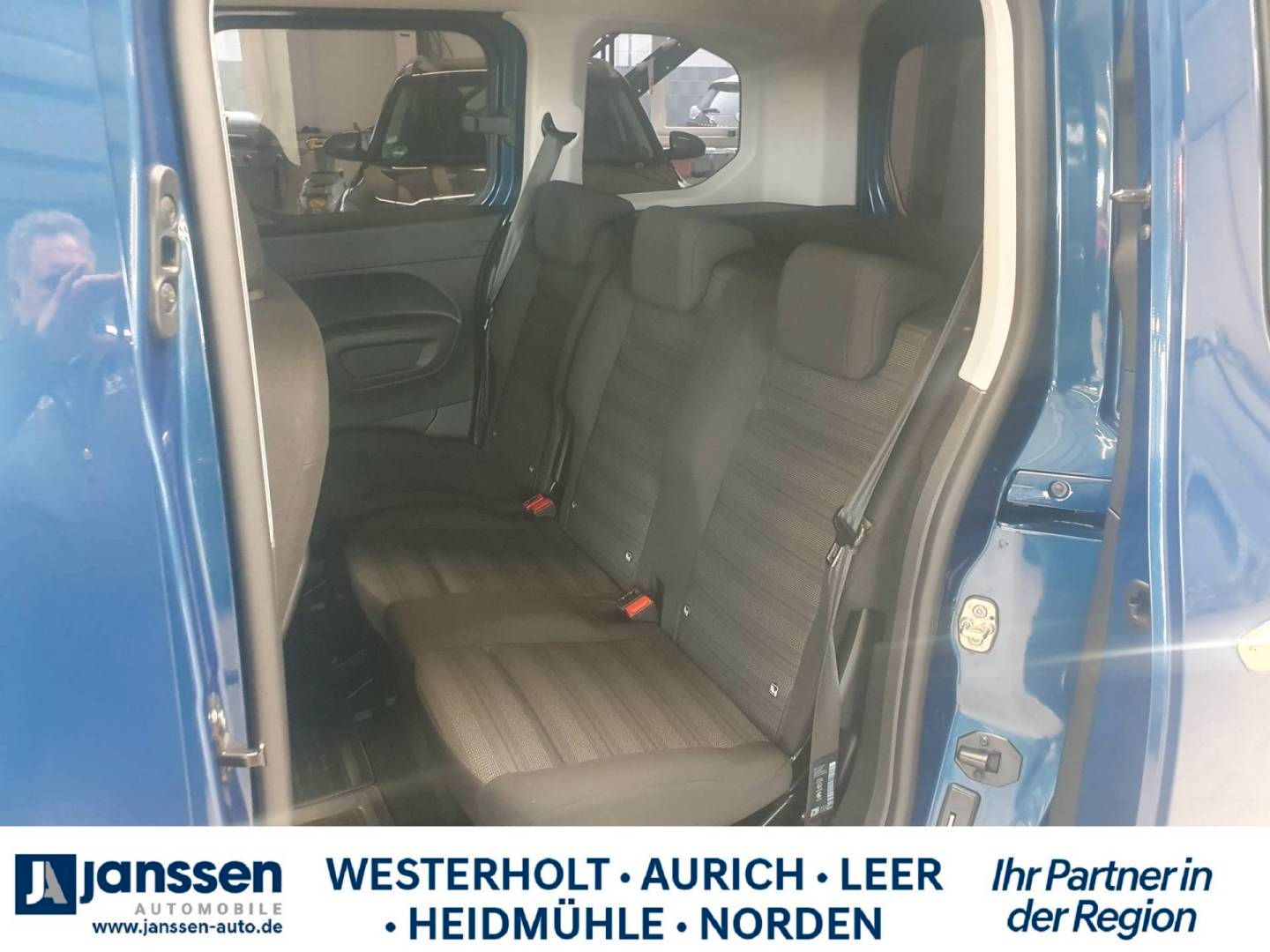 Fahrzeugabbildung Opel Combo Life 1.2 Turbo Start/Stop Edition