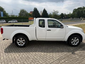 Nissan Navara - 4