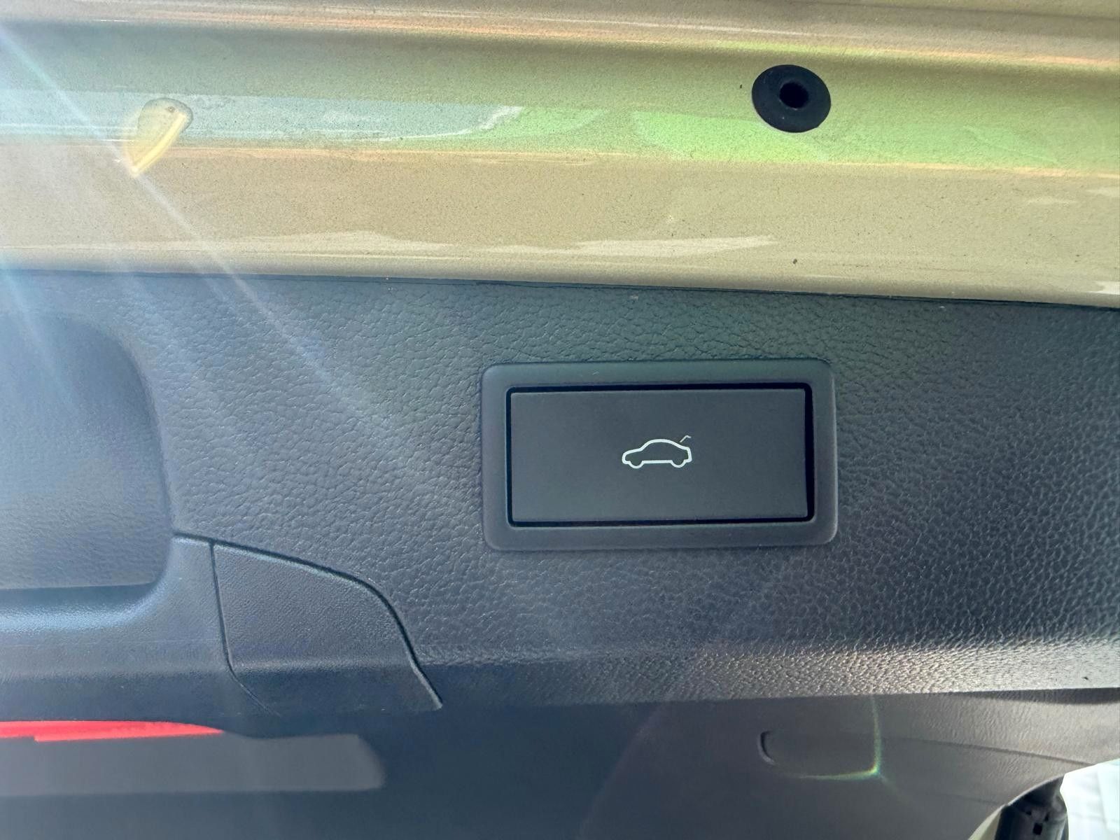 Fahrzeugabbildung SKODA Superb Combi L&K