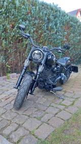 Harley-Davidson FLS Softail Slim - Harley-Davidson Motorräder in Berlin