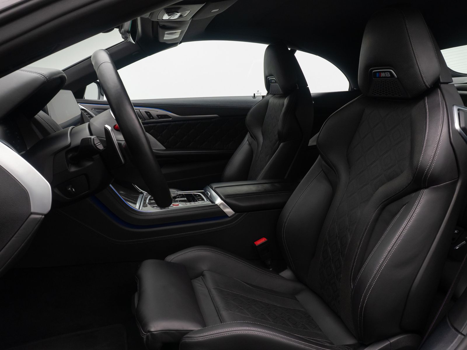 Fahrzeugabbildung BMW M8 Competition xD Cabrio B&W 360°Laser DAB Voll