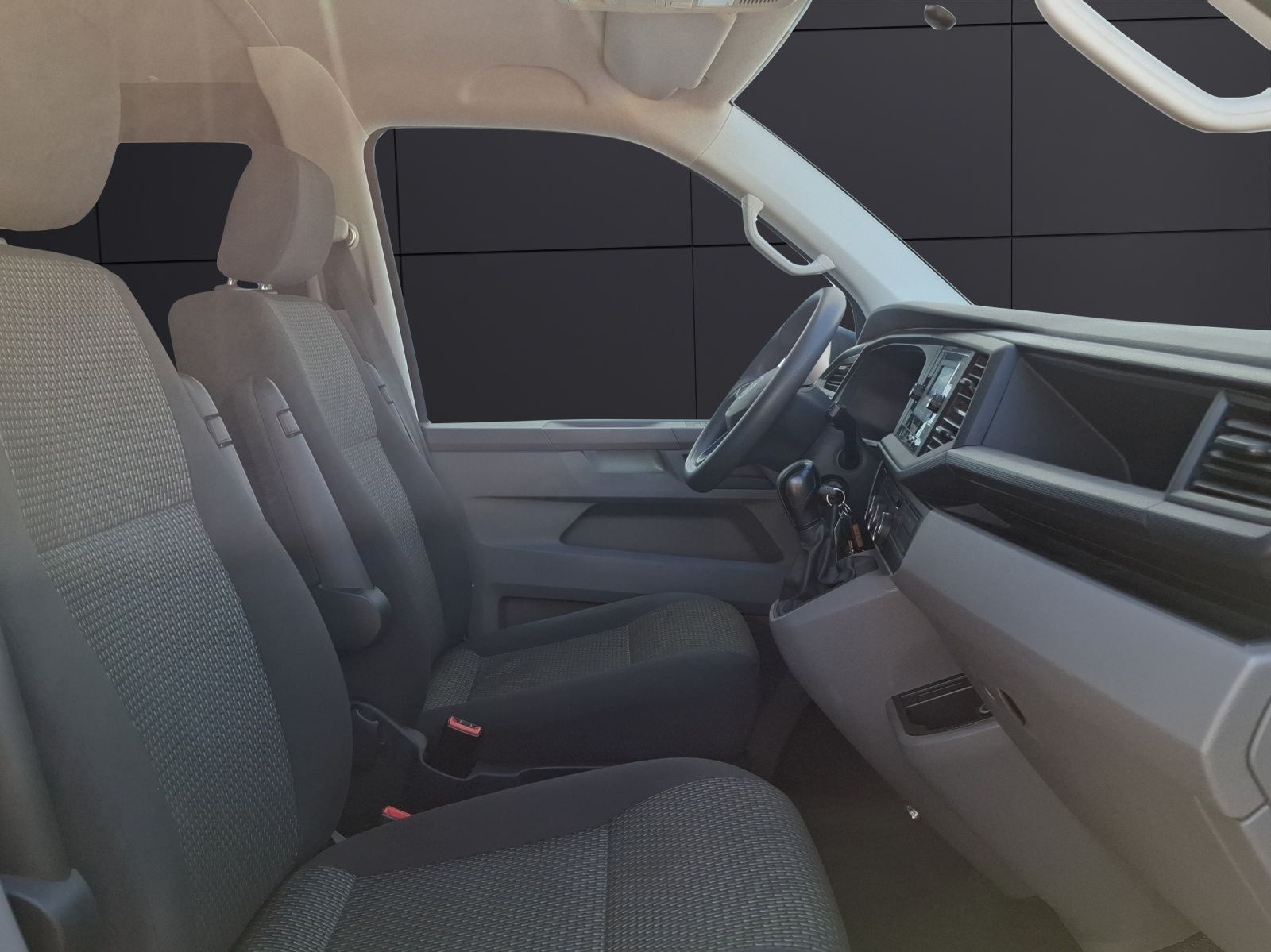 Fahrzeugabbildung Volkswagen T6 Kombi T6.1 TDI DSG 5-Si LED AHK Klima GRA PDC