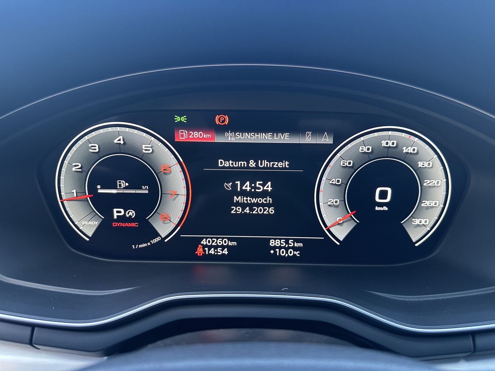 Fahrzeugabbildung Audi A5 SpB 40 TFSI S-Line Black NAV+MATRIX+ACC+VC+PP