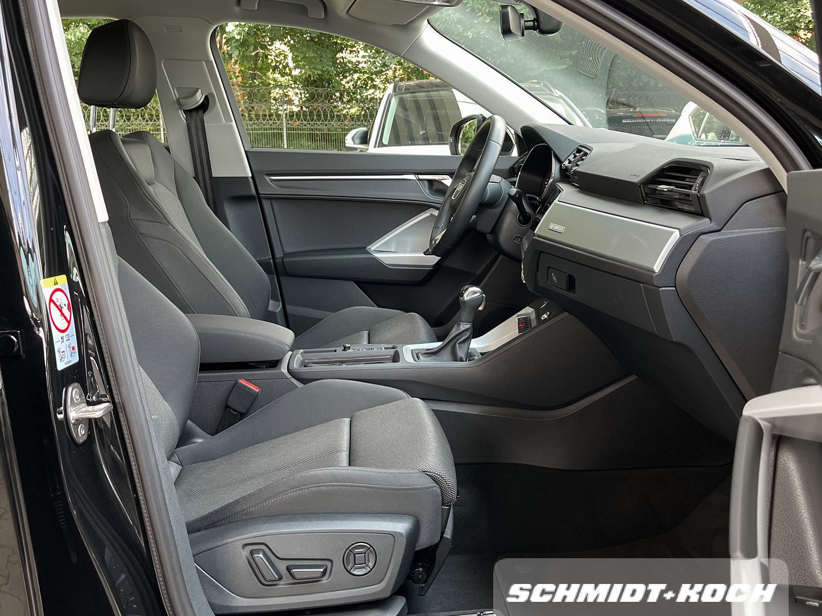 Audi Q3 45 TFSI Quattro S Tronic advanced Allrad Navi foto 5