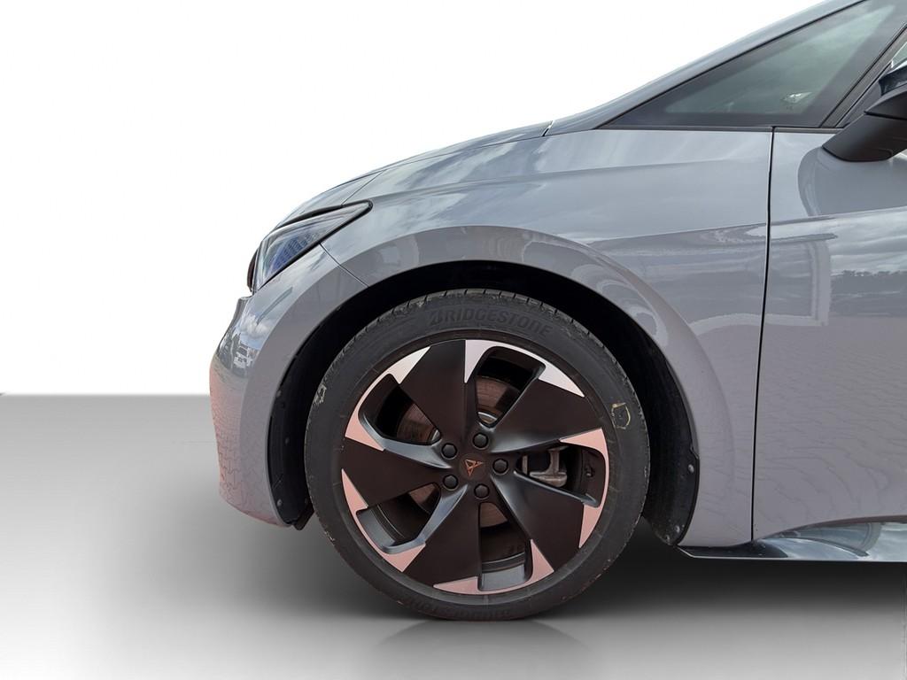 Cupra Born 60 kwh LED*CARPLAY*NAVIVORBEREIT*PDC*DAB*NE