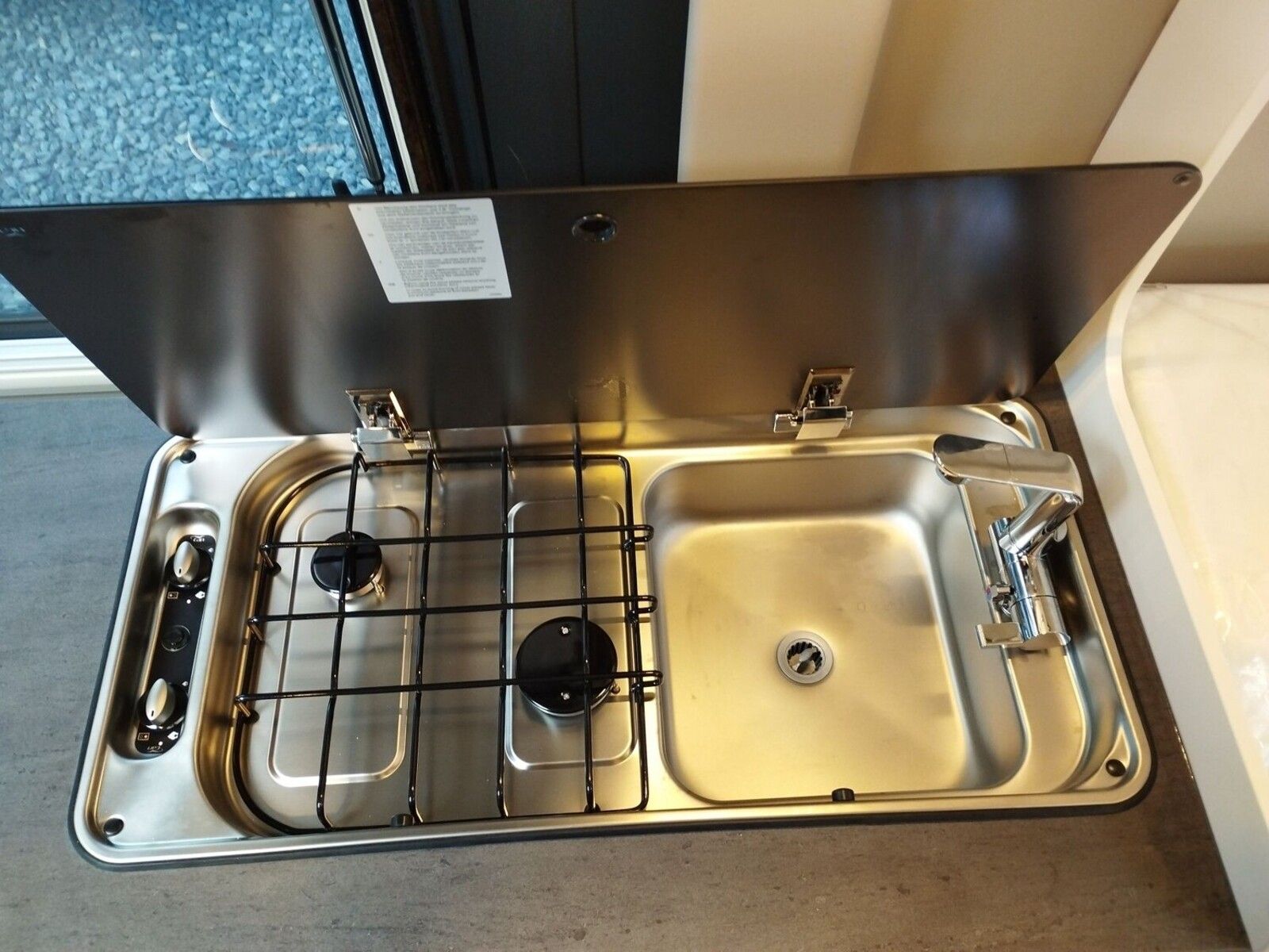 Fahrzeugabbildung Sunlight Adventure Cliff 602 Automatik, Dörr Edition, LTE