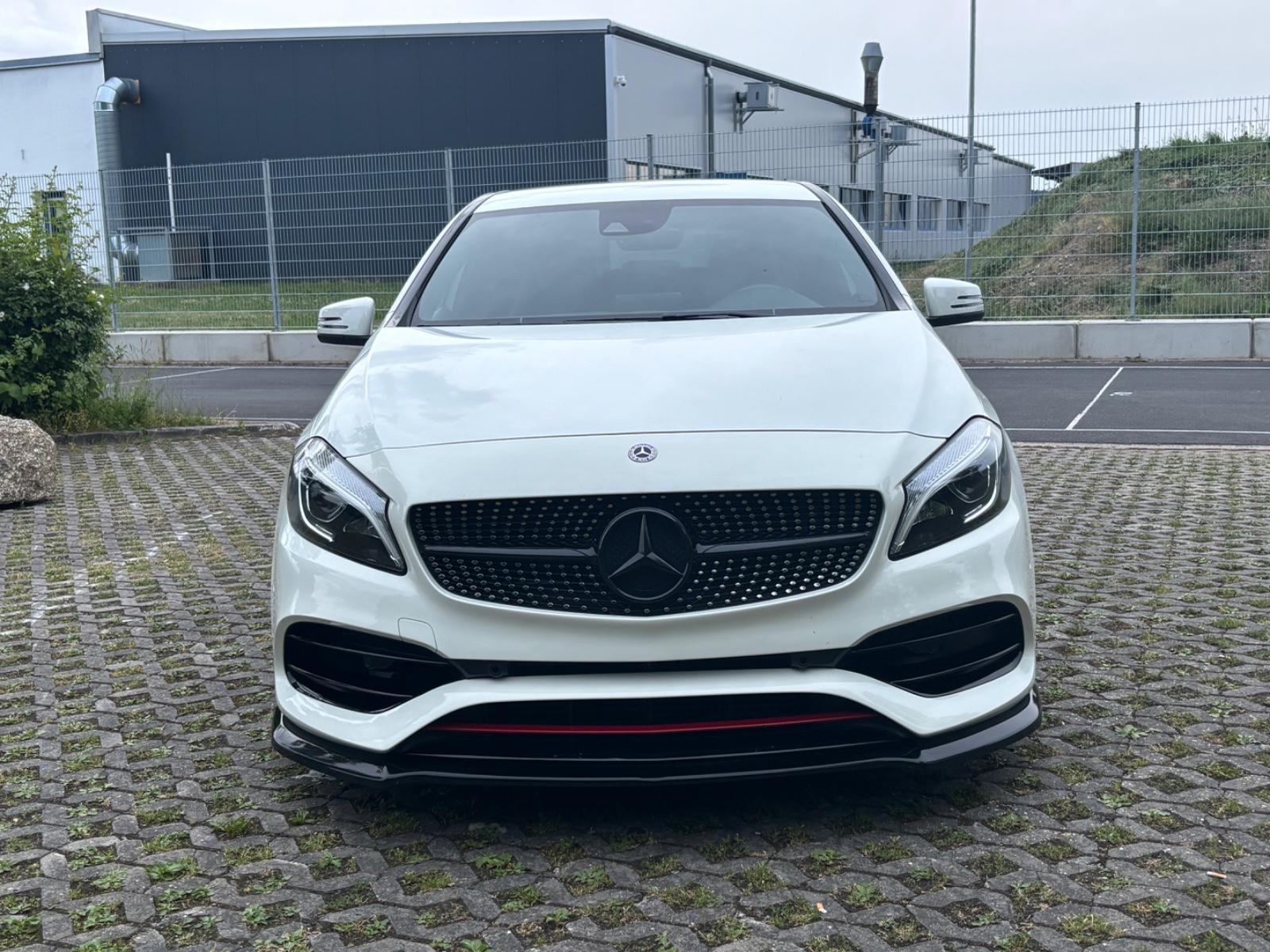 Mercedes-Benz A 250 4MATIC DCT AMG Sport (Line)