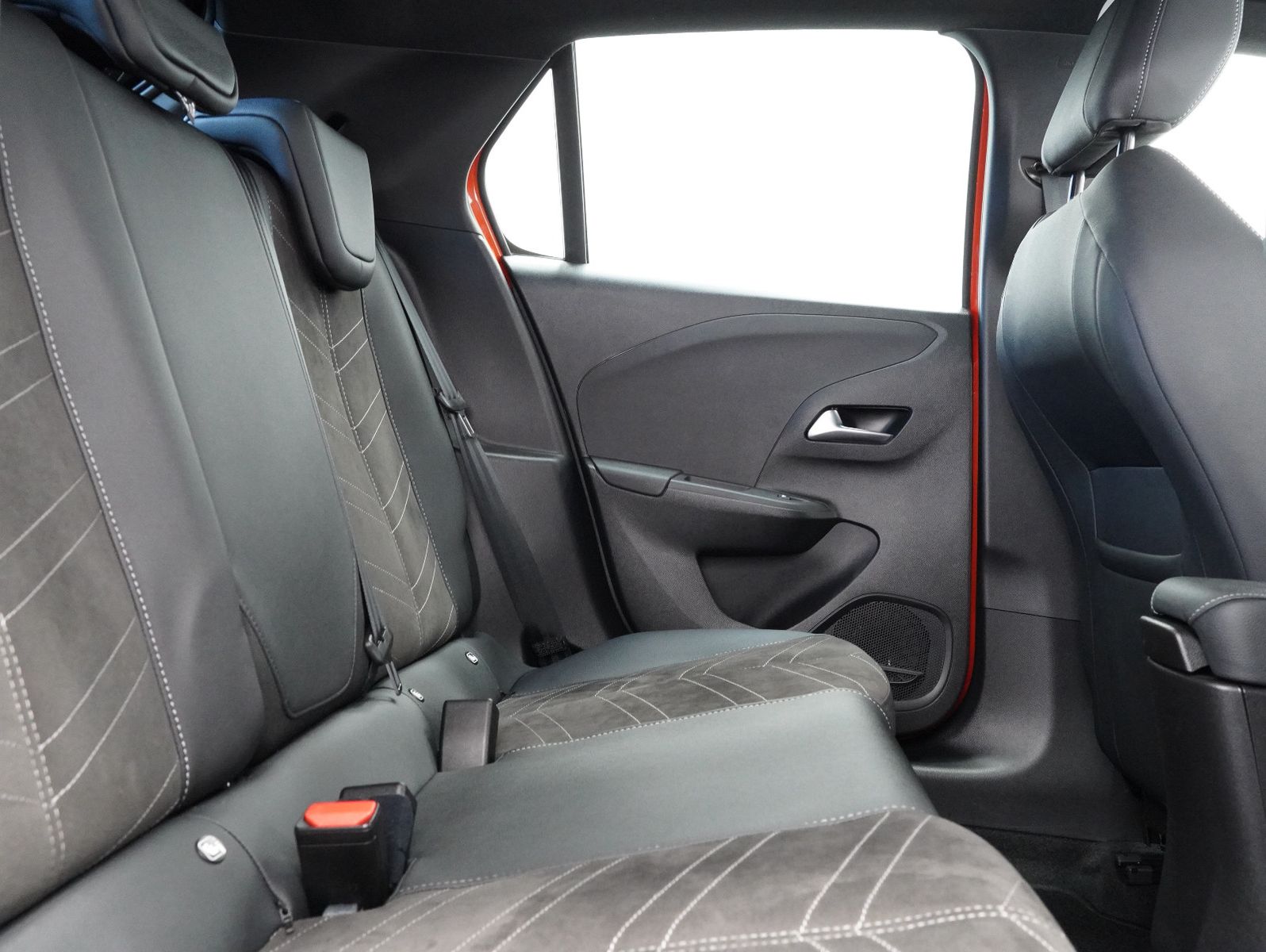 Fahrzeugabbildung Opel Corsa F e Ultimate CARPLAY/INTELLILUX/11KW/SOH