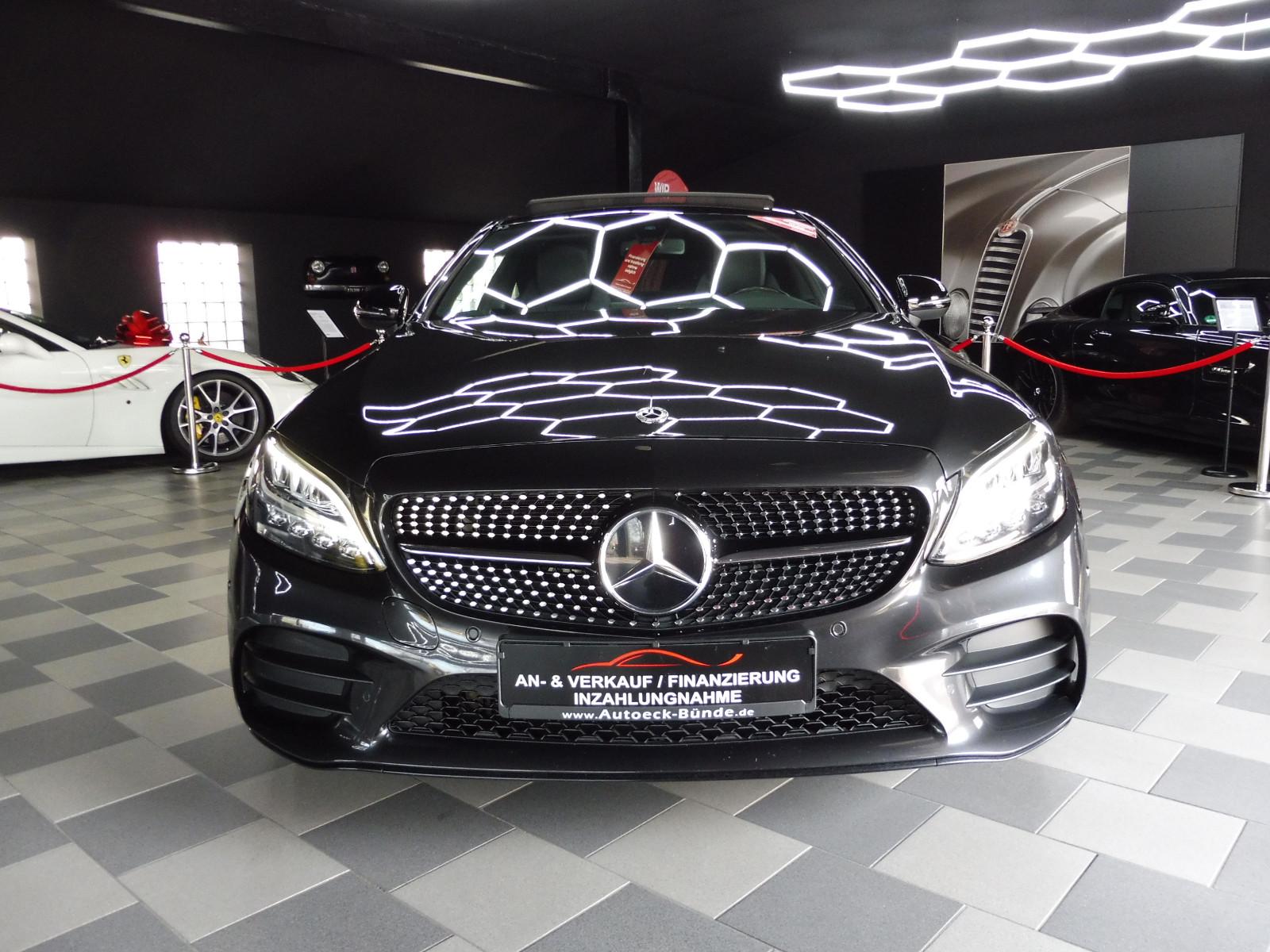 Mercedes-Benz C 300 Coupe AMG-Line/Burmester/Kamera/Pano/Night