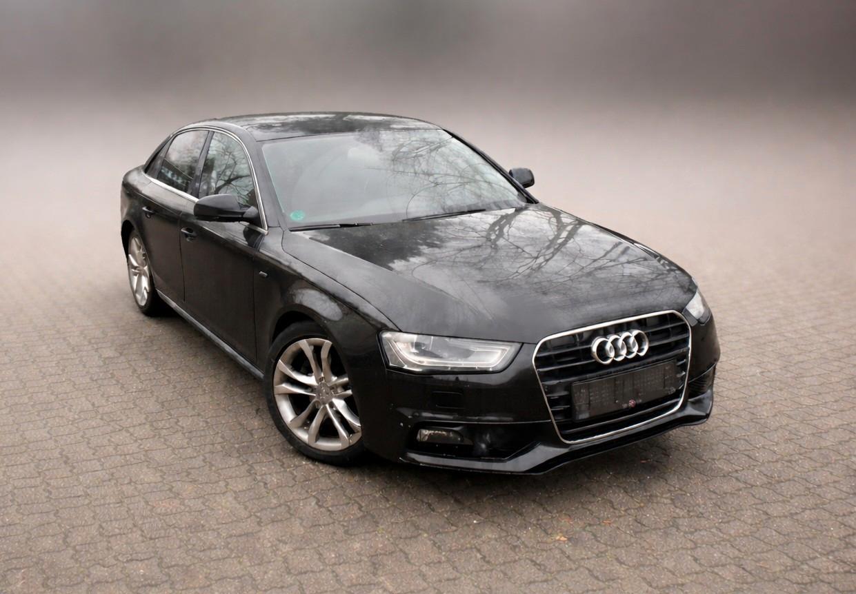 Audi A4 Lim. S-line ACC Lane Assist Keyless Xenon MMI