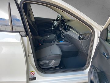 Skoda Fabia 1.0 TSI Drive *2xPDC*CAM*DAB*SHZ*SMARTLINK