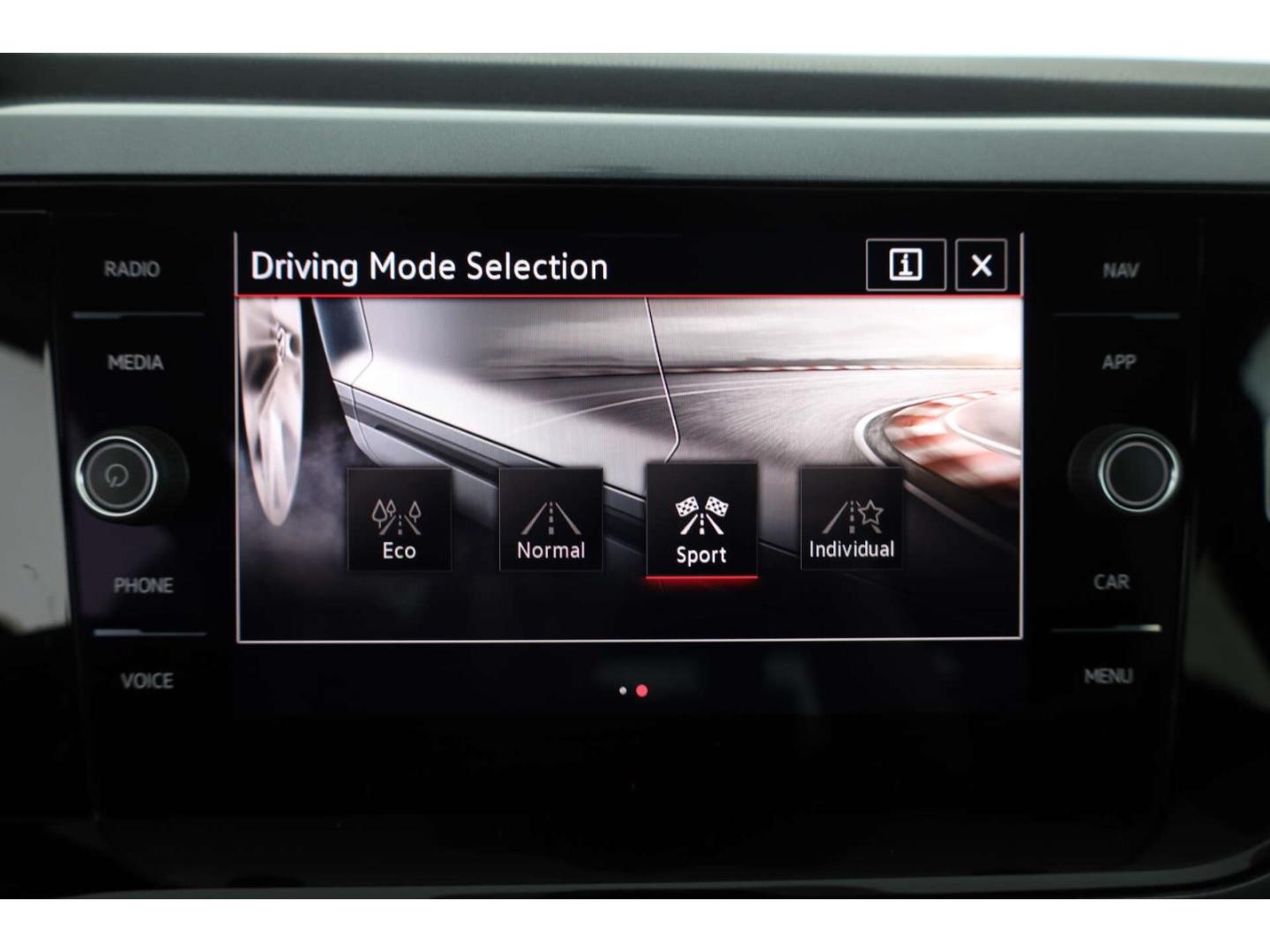 Volkswagen Polo GTI 2.0 TSI OPF DSG Matrix/RFK/ACC/Klima/SH, миниатюра 20