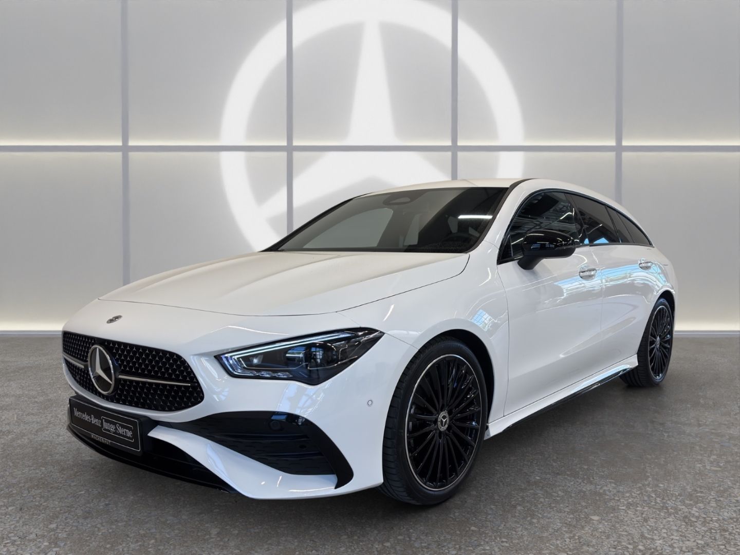 MERCEDES-BENZ CLA 200 Shooting Brake AMG LINE ADVANCED PL DIST