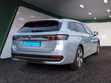 Volkswagen Passat Elegance 2,0 l TDI DSG AHK ACC MATRIX-LED - Volkswagen Passat: Alcantara