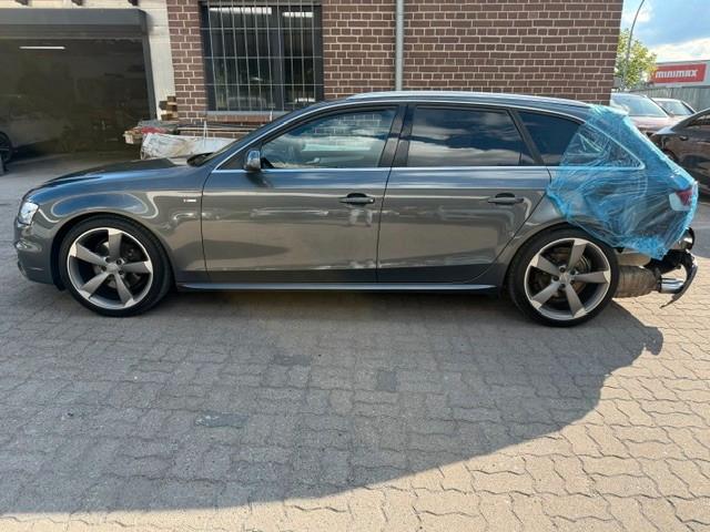 Audi A4 Avant S line Sportpaket/plus Navi Xenon