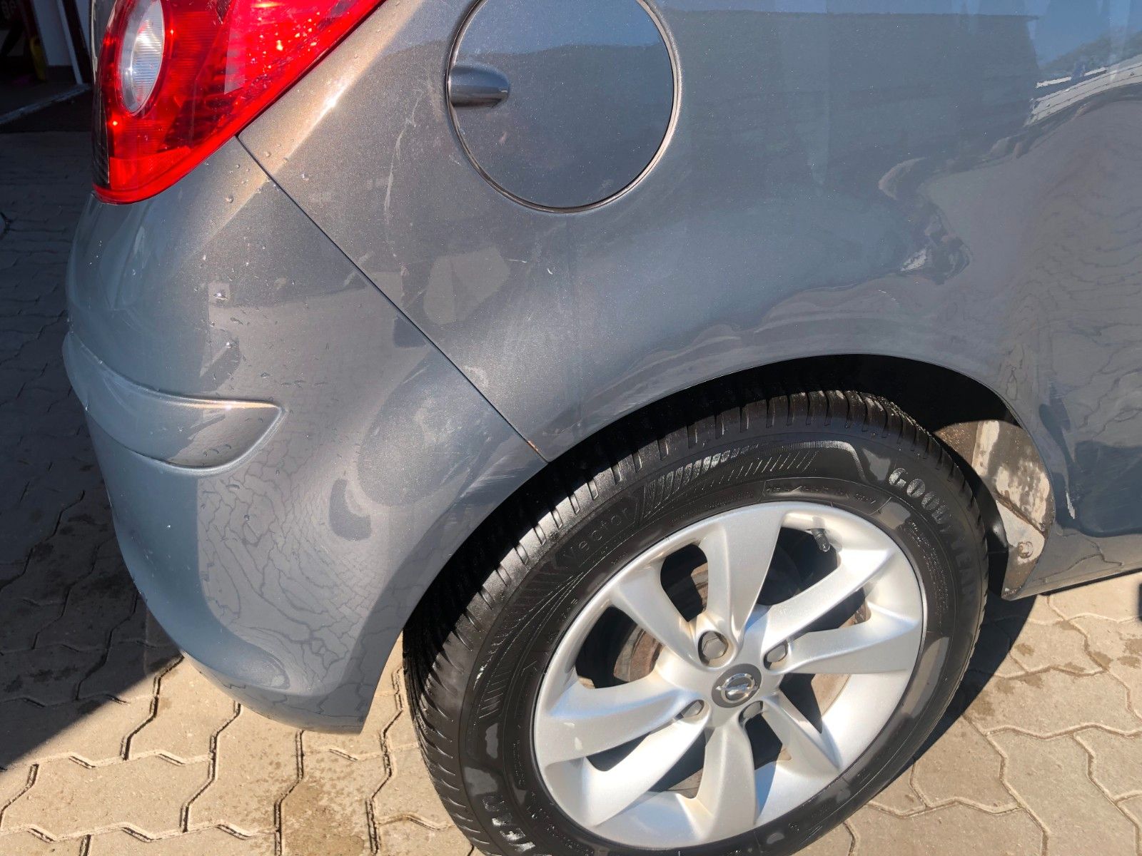 Fahrzeugabbildung Opel Corsa D Energy