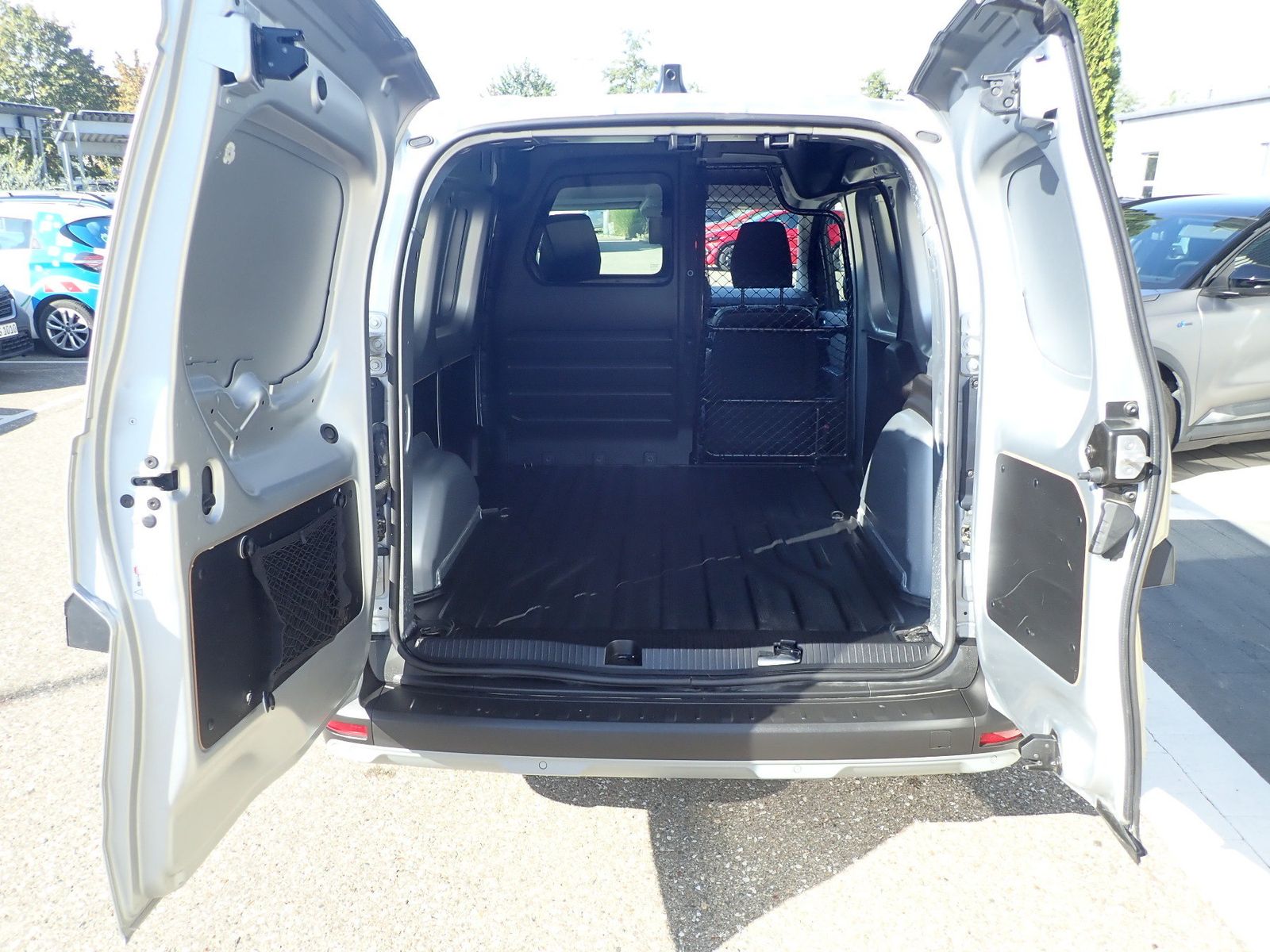 Fahrzeugabbildung Renault Kangoo Rapid Extra TCe 100 FAP Open Sesame by Re