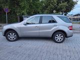 Mercedes-Benz ML 320 CDI 4MATIC - Mercedes-Benz ML 320: Leder, Standheizung