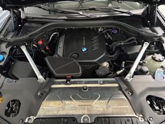 Fahrzeugabbildung BMW X3 xDri 20d M Sport--DrivingProf/AHK/Pano/HeadUp
