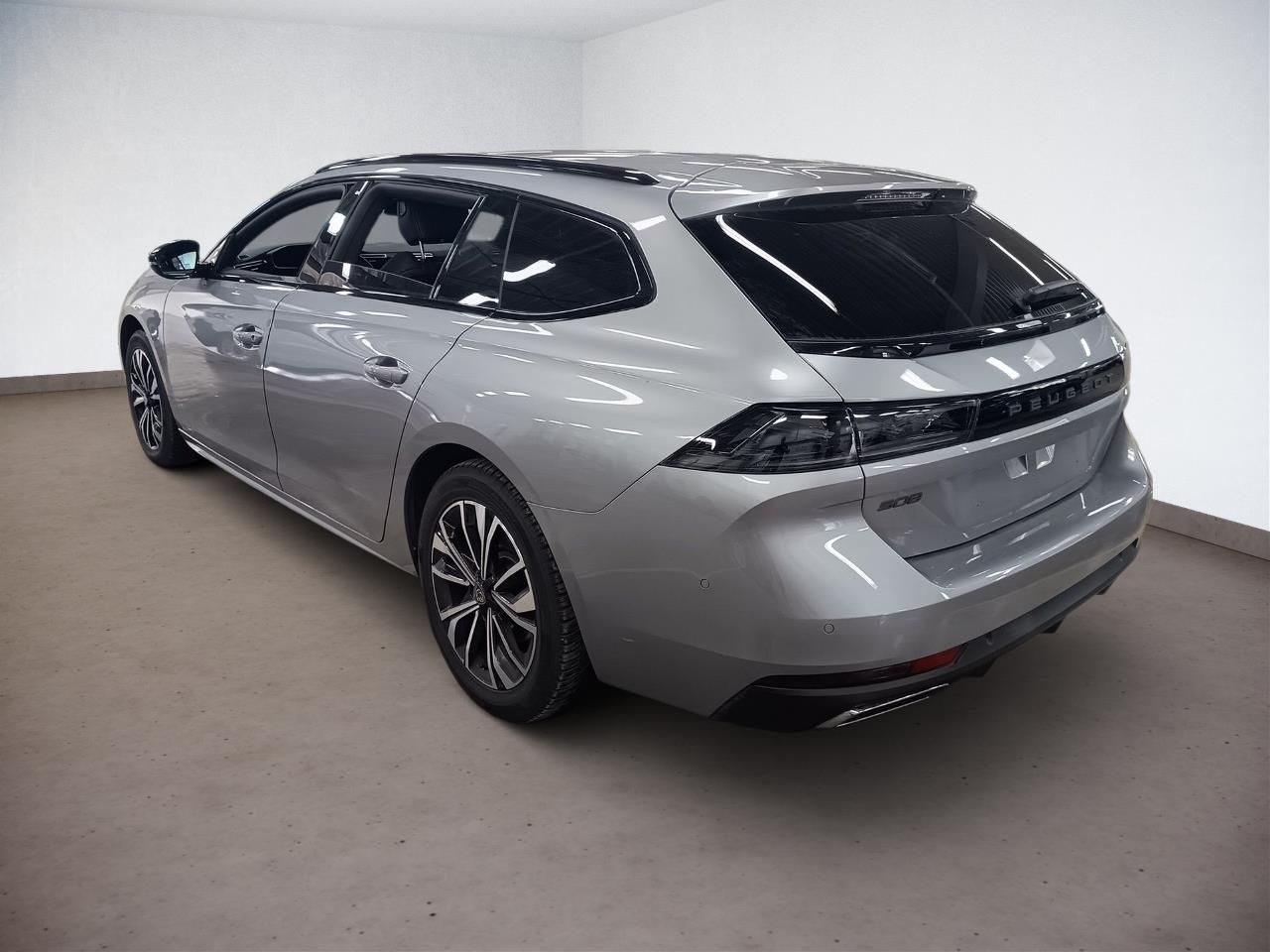Fahrzeugabbildung Peugeot 508 SW Allure BlueHDi 130 eAT8